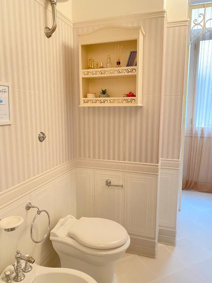 Residenze Pessina Apartment เนเปิลส์ ภายนอก รูปภาพ
